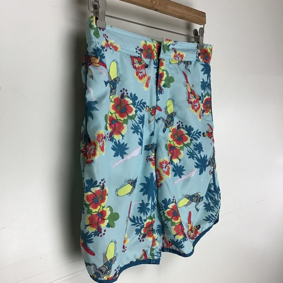 DC Comics Batman and Robin surfing graphic men’s swim trunks M - Picture 2 of 11